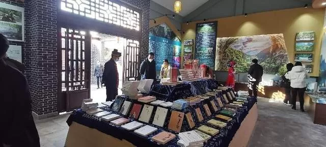 河池文旅亮相第十三届广西(河池)园林园艺博览会展多彩风姿(图16) 河池文旅亮相第十三届广西(河池)园林园艺博览会展多彩风姿(图16)