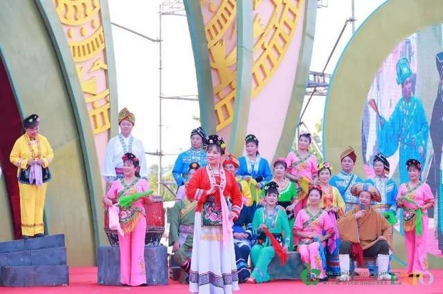 河池文旅亮相第十三届广西(河池)园林园艺博览会展多彩风姿(图21) 河池文旅亮相第十三届广西(河池)园林园艺博览会展多彩风姿(图21)