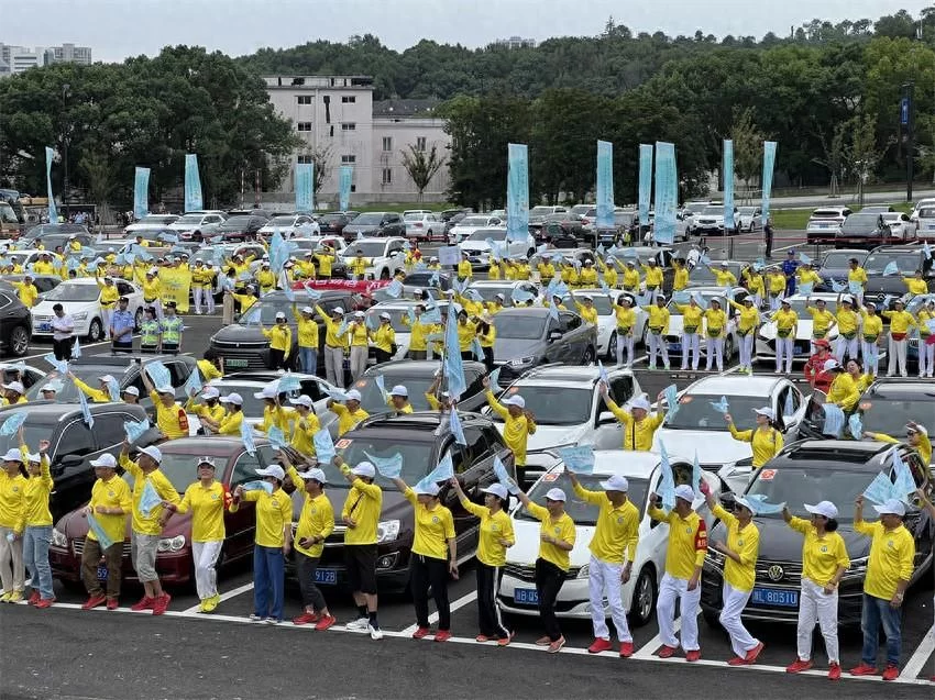 穿行云顶之巅 自驾仙乡之境(图1) 穿行云顶之巅 自驾仙乡之境(图1)