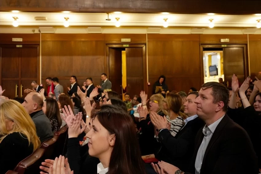 2025年欢乐春节演出活动在贝尔格莱德举行(图11)