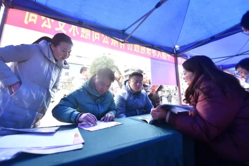 牢牢守住不发生规模性返贫致贫底线——西部脱贫地区“5年过渡期”一线观察(图12) 牢牢守住不发生规模性返贫致贫底线——西部脱贫地区“5年过渡期”一线观察(图9)