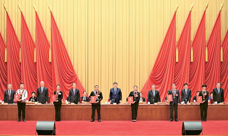 团结奋斗是中国人民创造历史伟业的必由之路(图3)