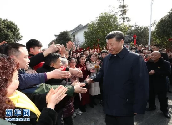 习近平春节前夕赴四川看望慰问各族干部群众(图6)