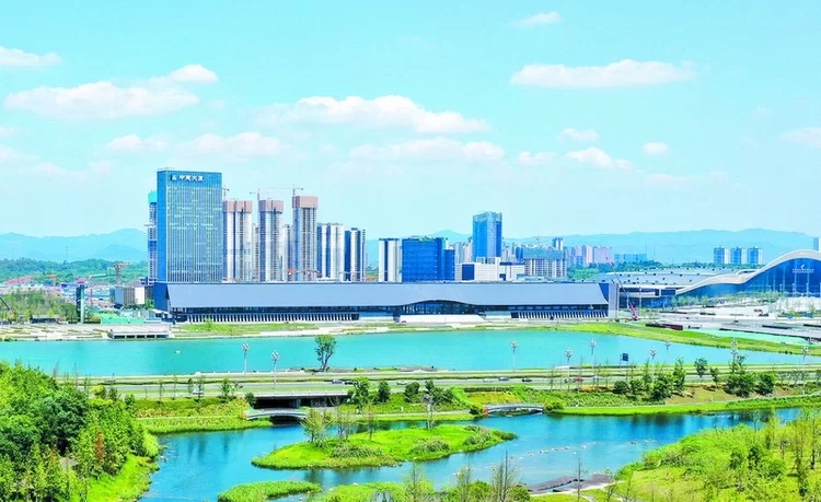 四川区域协同发展总部基地再与11个市州签约 天府新区“朋友圈”越来越大(图1) 四川区域协同发展总部基地再与11个市州签约 天府新区“朋友圈”越来越大(图1)