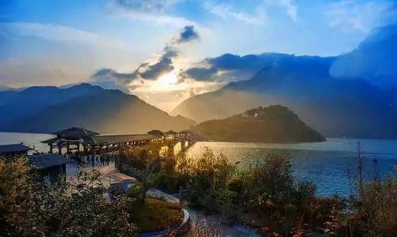 奉节：上榜“2021年全国县域旅游发展潜力百佳县”(图1)