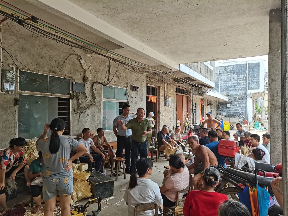 广西博白县水鸣镇:织牢禁毒防护网,打击整治涉毒犯罪(图1) 广西博白县水鸣镇:织牢禁毒防护网,打击整治涉毒犯罪(图1)