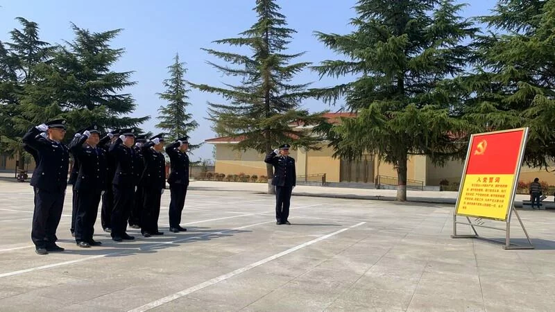 忠诚铸就不朽 英烈精神永存(图3) 忠诚铸就不朽 英烈精神永存(图3)